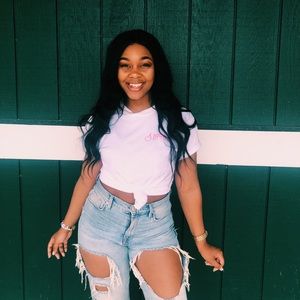 Meet your Posher, Sterling